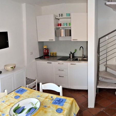 Le Soleil Apartment Spiaggia di Cavoli Bagian luar foto