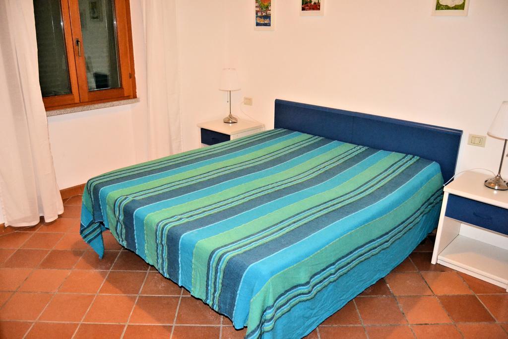 Le Soleil Apartment Spiaggia di Cavoli Bagian luar foto