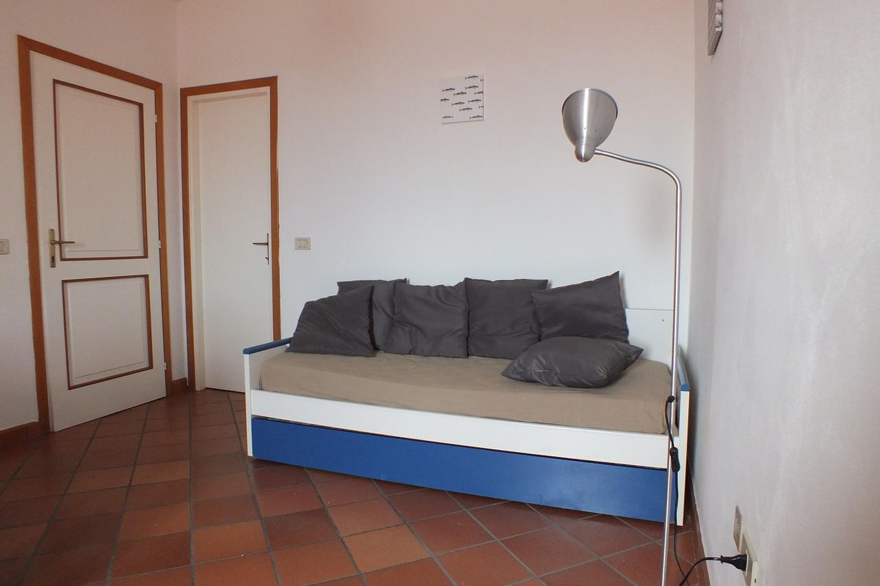 Le Soleil Apartment Spiaggia di Cavoli Bagian luar foto