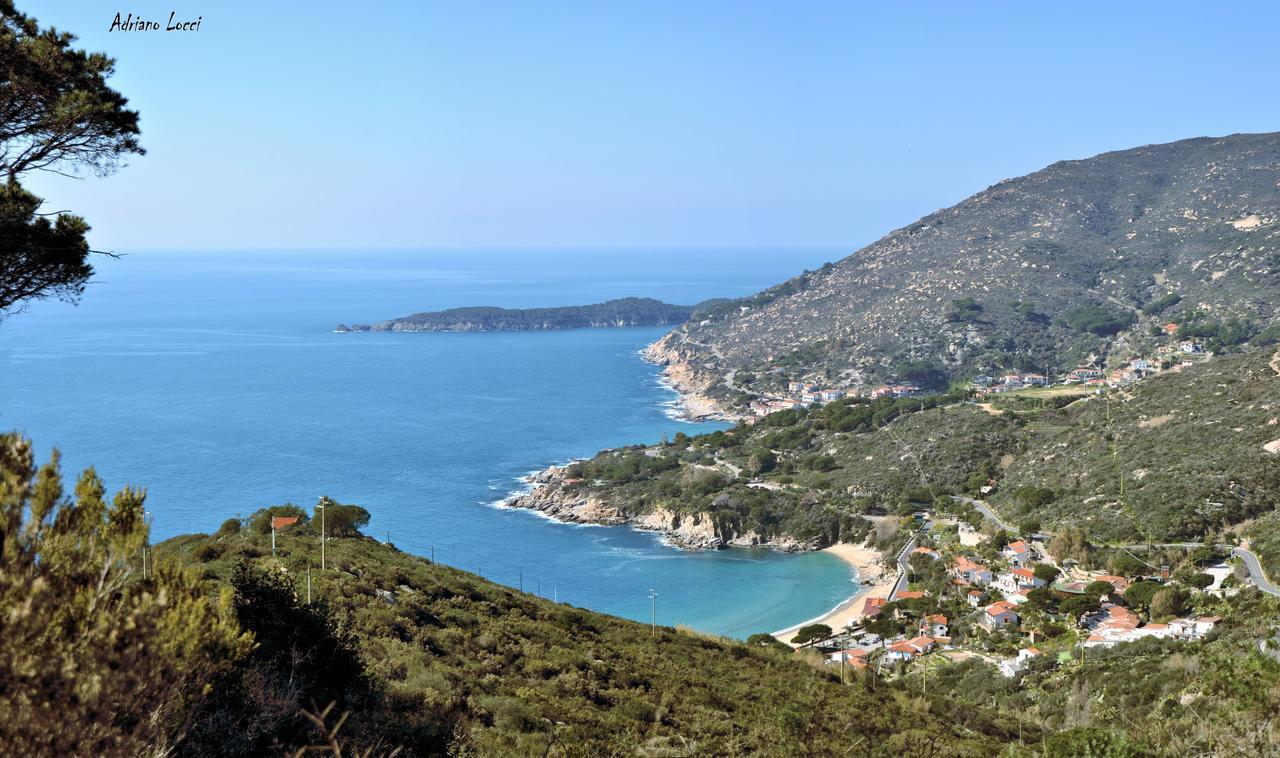 Le Soleil Apartment Spiaggia di Cavoli Bagian luar foto
